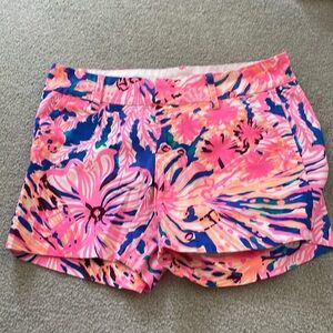 Lilly Pulitzer shorts size 2